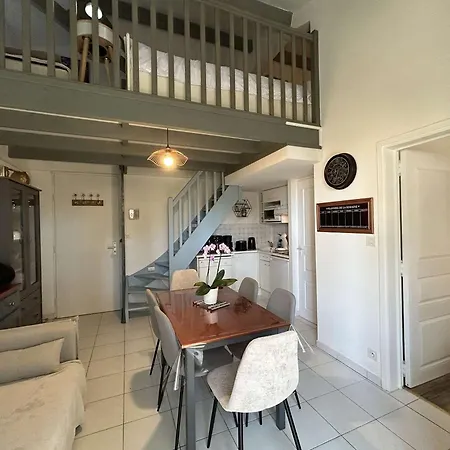 Holiday home Maison Proche - 6 Pers. - Fr-1-224c-386